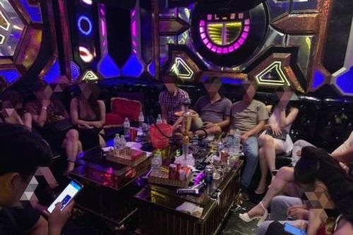 21 dân chơi dương tính với ma túy trong quán karaoke Hallywood ở Sài Gòn
