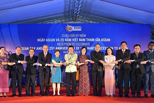 Việt Nam luôn gắn bó với ngôi nhà chung ASEAN