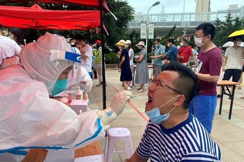 Covid-19 xuất hiện sau 111 ngày, thành phố Trung Quốc bước vào 'thời chiến'