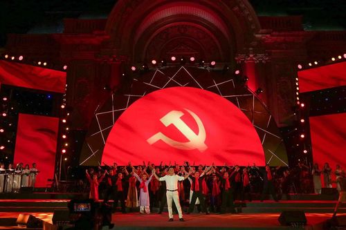Vận dụng tư tưởng Hồ Chí Minh trong công tác xây dựng Đảng