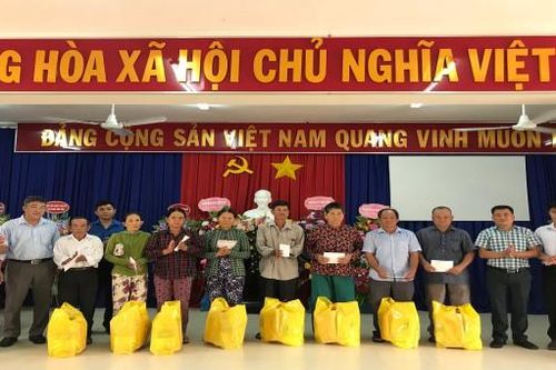 Sở Tư Pháp Phú Yên tổ chức nhiều hoạt động tri ân 73 năm Ngày Thương binh - Liệt sĩ.