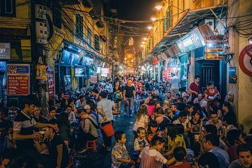 Hà Nội, TP.HCM và các khu du lịch lớn không còn bị 'cấm thức đêm'