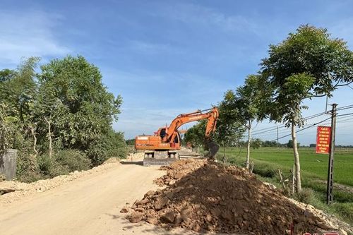 Những 'khoảng tối' trong đấu thầu qua mạng: Huyện, xã 'phớt lờ' chỉ đạo của cấp trên