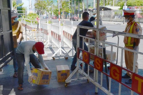 Quang cảnh Đà Nẵng trong ngày đầu áp dụng Chỉ thị 16