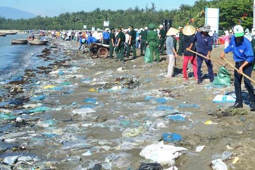 TP.HCM: Hướng đến năm 2030 giảm 75% rác thải nhựa trên biển