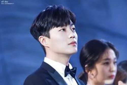 Yoon Doo Joon thú nhận trong cơn say: 'Bị đối xử như món hàng, sống không mấy vui vẻ' - Áp lực vì flop?