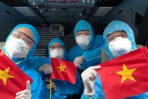 Chuyến bay đặc biệt mang tên 'Thanh niên' và hành trình đưa hơn 200 công dân Việt Nam từ Nhật Bản hồi hương
