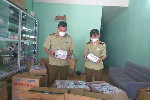 Đà Nẵng: Thu giữ 21.000 khẩu trang y tế không rõ nguồn gốc