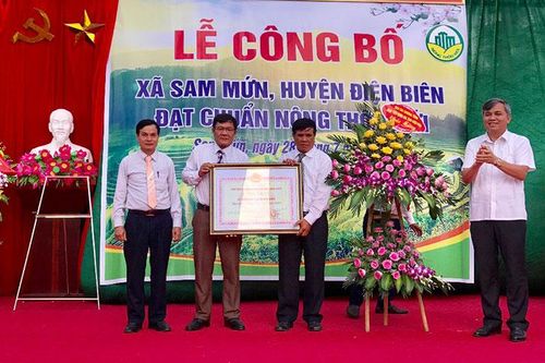 Xã Sam Mứn đạt chuẩn nông thôn mới