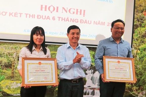 Khối thi đua các cơ quan tham mưu của Tỉnh ủy Khánh Hòa (khối 2): Sơ kết 6 tháng đầu năm