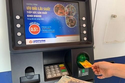 Nhận lương, trợ cấp BHXH qua ATM được hỗ trợ chi phí mở tài khoản