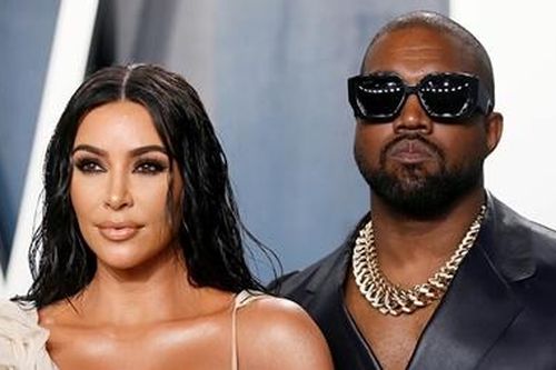 Rapper tranh cử Tổng thống Mỹ cãi vã dữ dội cùng vợ trong ô tô