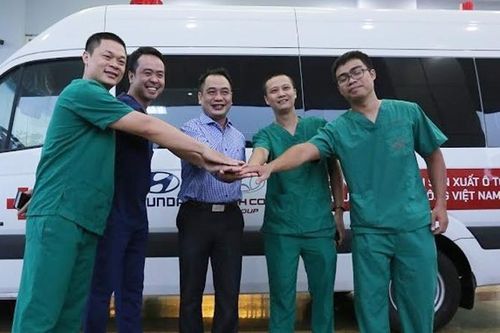 Y bác sĩ Việt sẵn sàng 'cuộc chiến mới' đón 120 người mắc COVID-19 về nước