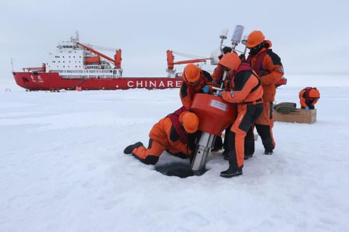 TQ tự xưng là nước cận Bắc Cực, đòi mua mỏ vàng 'nhạy cảm'
