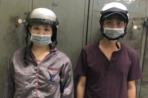 Bắt nhóm cướp cửa hàng tiện lợi ở TP.HCM