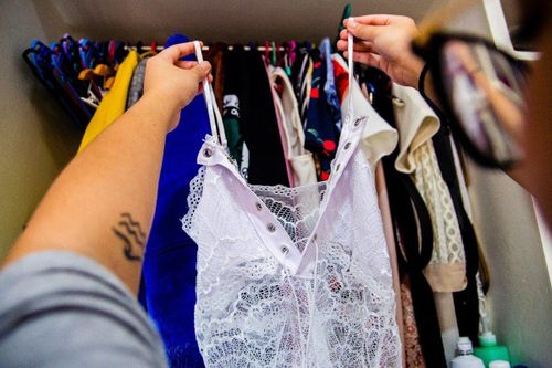 'Phụ nữ dừng ăn mặc thiếu vải để không bị quấy rối tình dục'