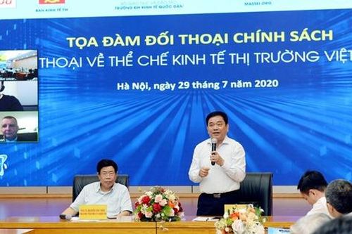 Đối thoại về thể chế kinh tế thị trường Việt Nam