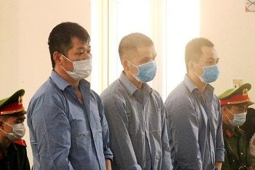 Tuyên án tử hình nhóm đối tượng vận chuyển trái phép 22 bánh heroin