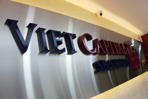 Chứng khoán Bản Việt muốn mua 15% vốn Sữa Quốc tế (IDP)
