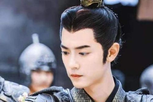 Fan vui mừng chưa được bao lâu, lịch chiếu 'Lang điện hạ' lại tiếp tục bị hoãn