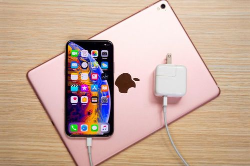 Tại sao Apple không làm sạc nhanh cho iPhone như các hãng điện thoại khác?