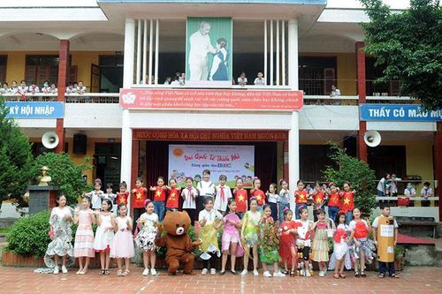 Thời trang tái chế - Thông điệp bảo vệ môi trường