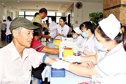 Cùng chăm lo cho nạn nhân chất độc da cam/dioxin
