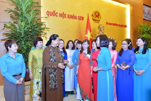 Phối hợp giải quyết kịp thời những kiến nghị chính đáng của người lao động