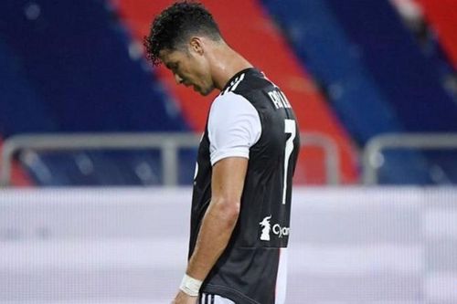 Ronaldo hụt hơi trong cuộc đua 'Chiếc giày vàng' Serie A