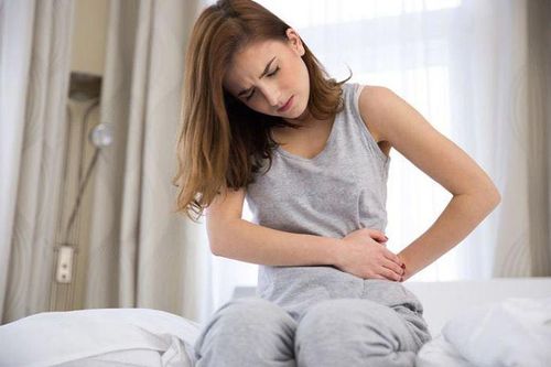6 dấu hiệu báo động cơ thể thừa estrogen