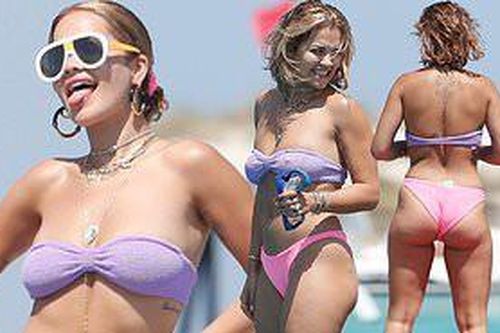 Rita Ora mặc bikini 'bốc lửa' vẫn khiến fan thất vọng