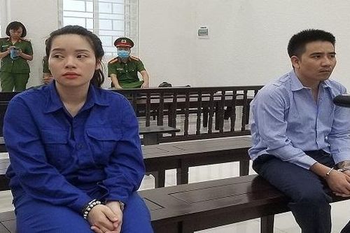 Hai vợ chồng dắt nhau vào tù vì tàng trữ trái phép chất ma túy