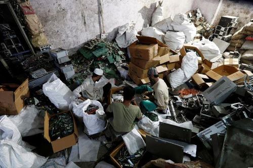 Gần một phần ba trẻ em toàn thế giới có lượng chì cao trong máu
