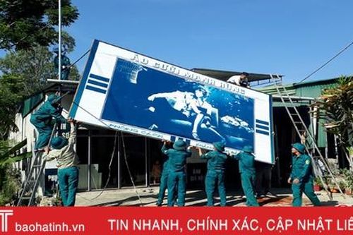Can Lộc ra quân giải tỏa vi phạm hành lang quốc lộ 15A
