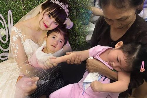 Bé Yến Nhi đột ngột co giật phải nhập viện khiến mẹ nuôi lo lắng