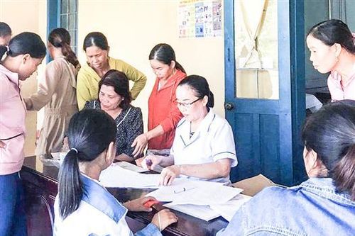 Tăng cường truyền thông chăm sóc sức khỏe sinh sản ở Cam Lộ