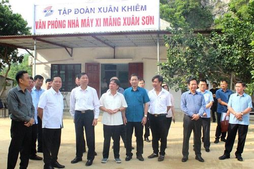Hòa Bình: Khảo sát vị trí xây dựng nhà máy và vùng nguyên liệu sản xuất xi măng