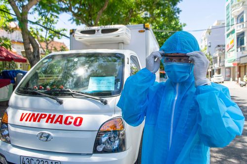 Chuyển bệnh nhân âm tính ra khỏi Bệnh viện Đà Nẵng