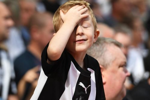 Khi giấc mộng đổi đời của Newcastle bị dập tắt