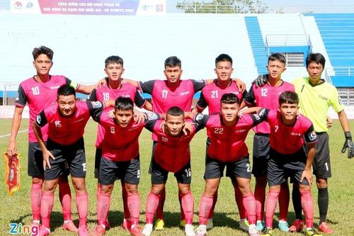 2 cầu thủ Tiền Giang bị kỷ luật vì phản ứng thô bạo với trọng tài