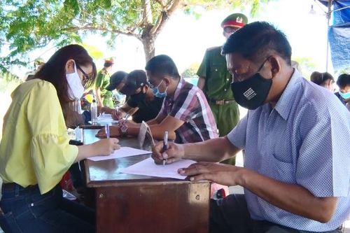 Quảng Nam cách ly xã hội năm huyện, thị xã giáp Đà Nẵng