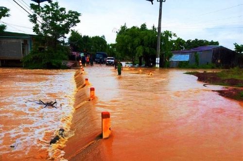 Mưa lớn kéo dài gây ngập lụt nhiều nơi ở Đắk Lắk