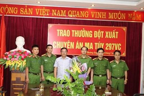 Điện Biên: Khen thưởng lực lượng tham gia Chuyên án số 279VC