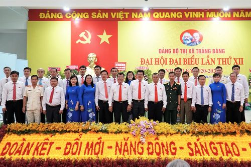 Đồng chí Trương Nhật Quang tái đắc cử Bí thư Thị ủy Trảng Bàng, Tây Ninh
