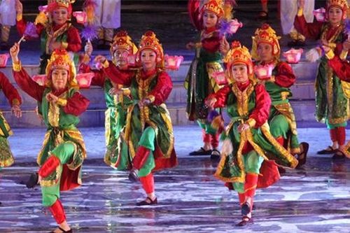 Lùi thời gian tổ chức Festival Huế 2020 sang năm 2021 do dịch Covid-19