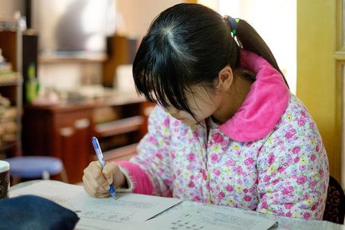 Những đứa trẻ không có mùa hè