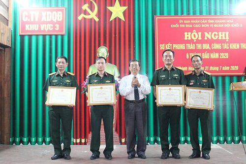 Khối thi đua 2 các đơn vị quân đội: Sơ kết hoạt động 6 tháng đầu năm