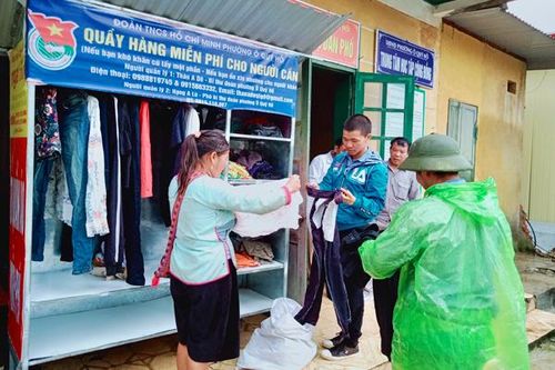 'Nếu bạn khó khăn cứ lấy một phần'