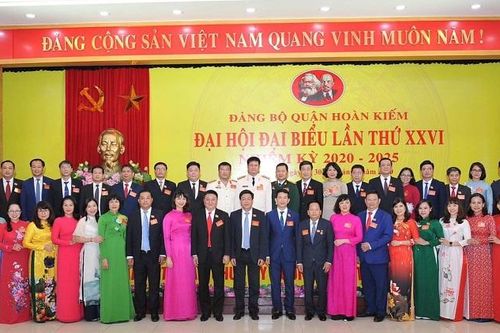 Đồng chí Dương Đức Tuấn tái đắc cử Bí thư Quận ủy Hoàn Kiếm