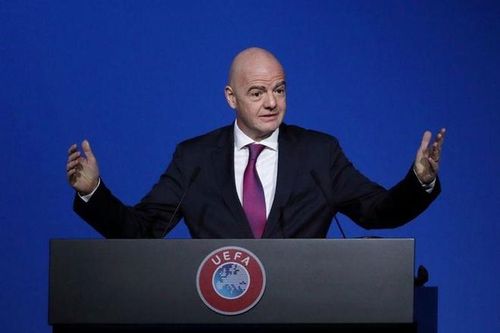 Thụy Sỹ mở cuộc điều tra với Chủ tịch FIFA